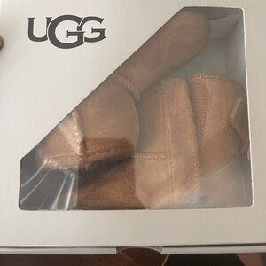 UGG Kids Boots in Tan